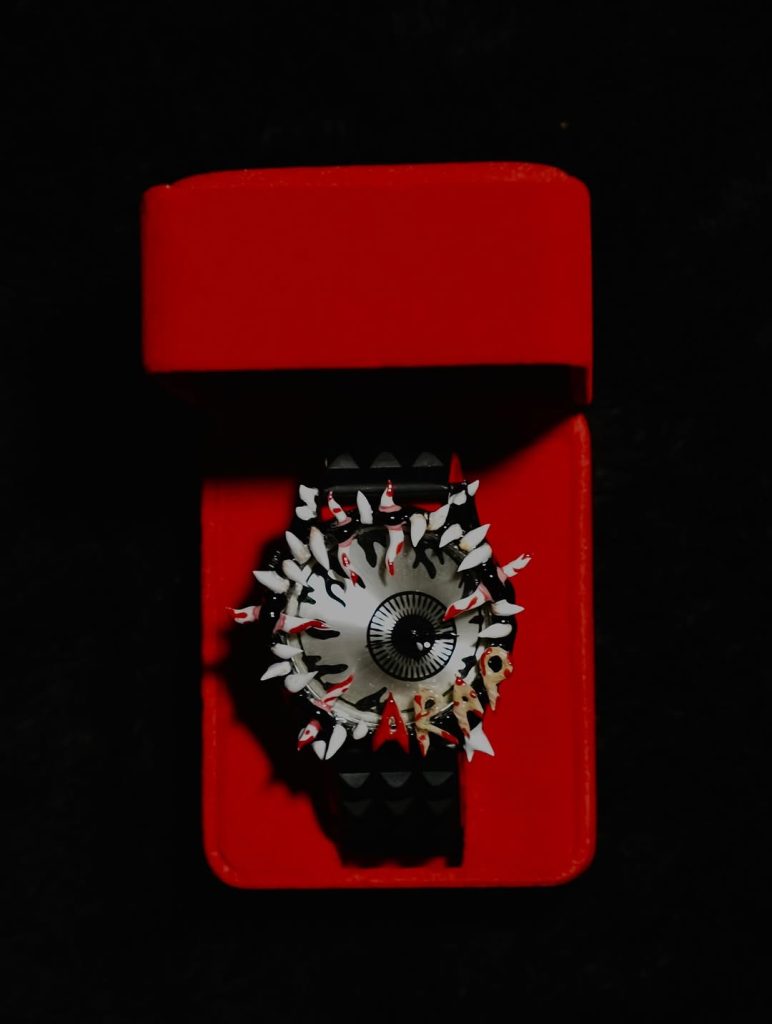 đồng hồ custom
